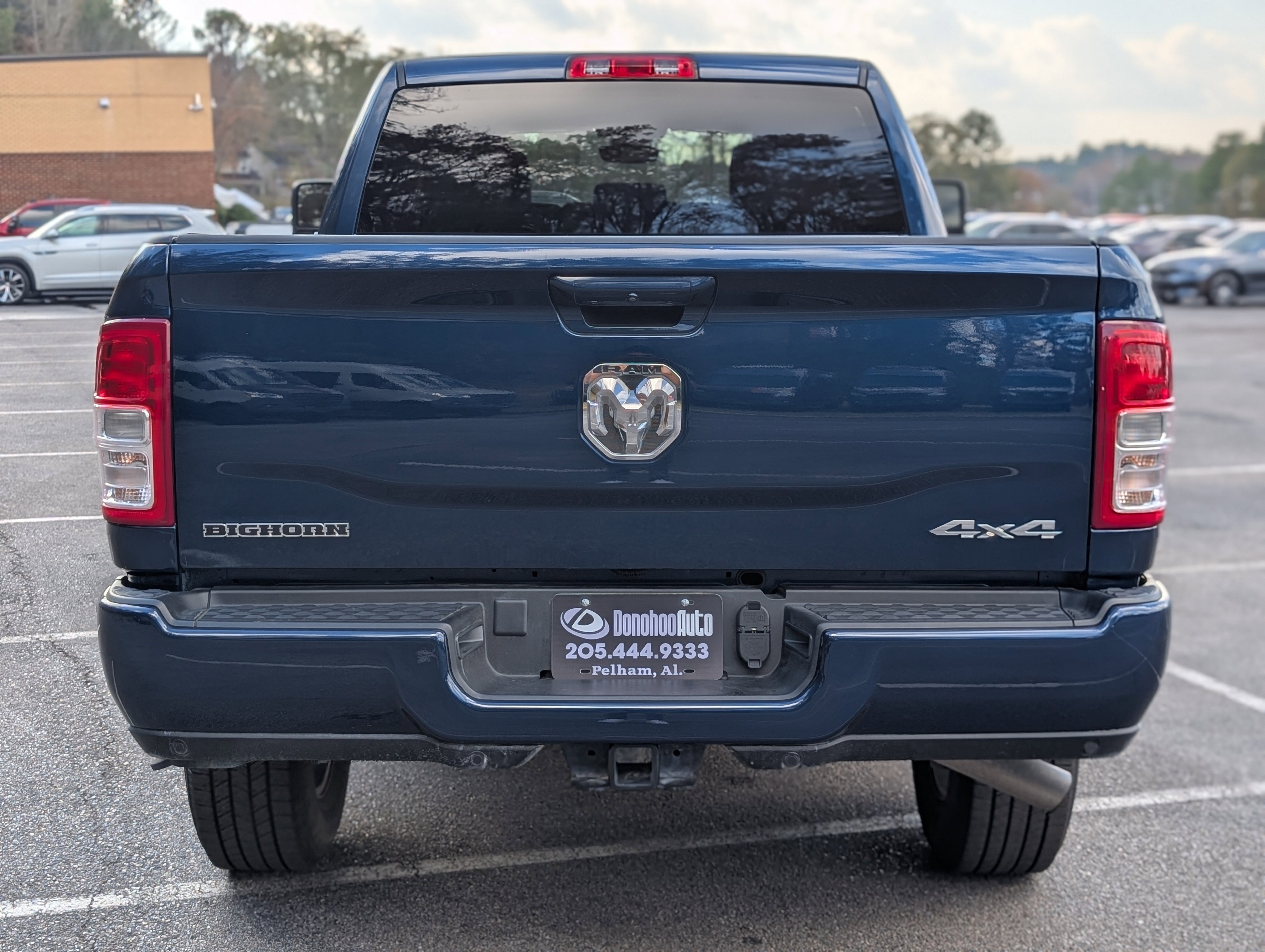 Used 2024 RAM 2500 Big Horn w/ Sport Appearance Package image 8