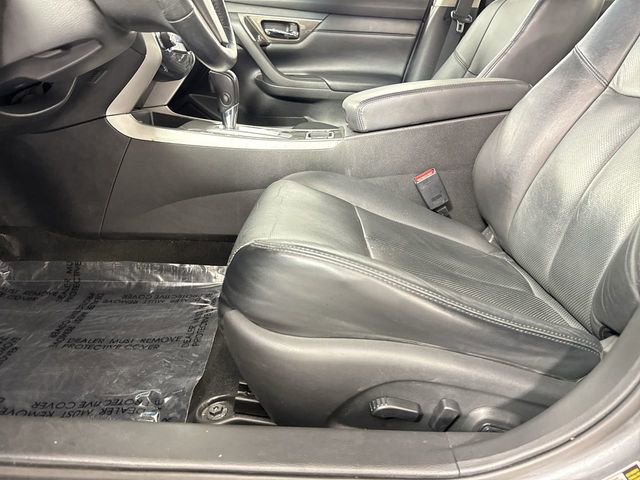 Used 2015 Nissan Altima 2.5 SL w/ Technology Package FWD image 22