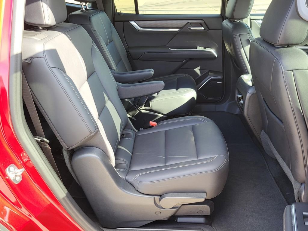 Certified 2024 GMC Acadia Elevation w/ Black Edition image 11