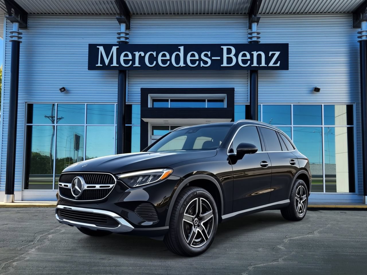 New 2027 Mercedes-Benz GLC 300 4MATIC image 3