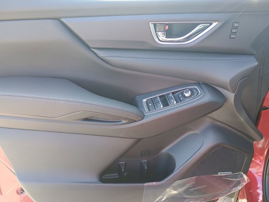 New 2026 Subaru Ascent Limited image 8