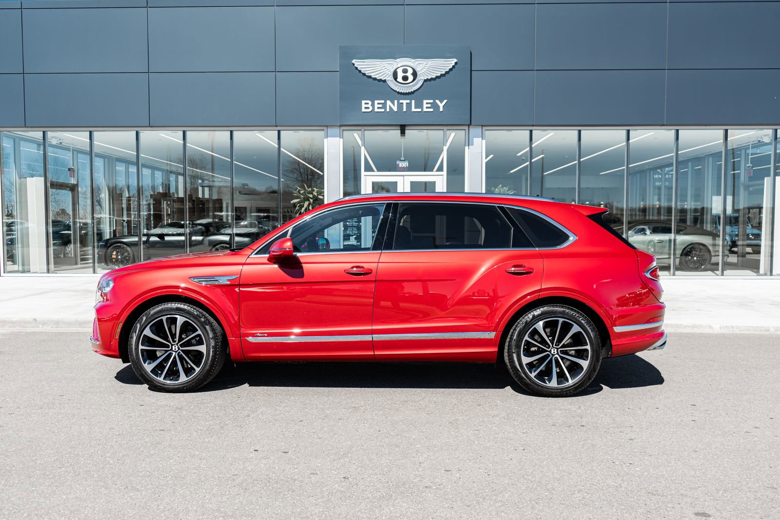 Certified 2024 Bentley Bentayga Extended Wheelbase image 5