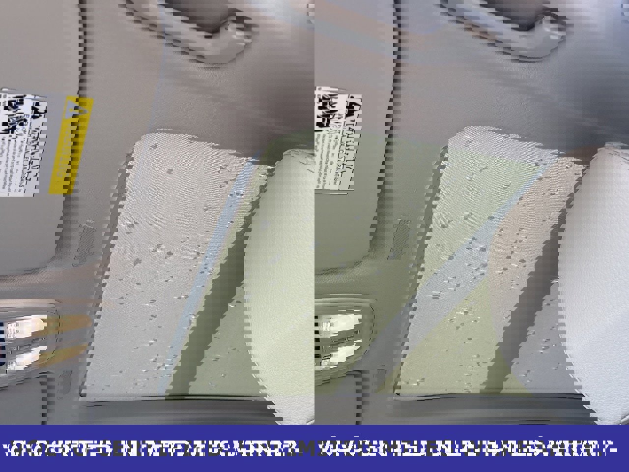 Certified 2023 Volvo XC60 B5 Plus w/ Climate Package image 29