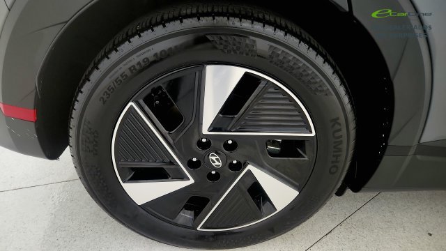 Used 2025 Hyundai Ioniq 5 SEL RWD image 82