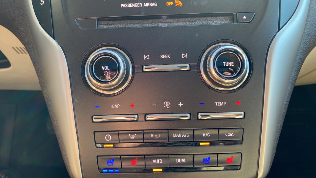 Used 2017 Lincoln MKC Reserve AWD/4WD image 18
