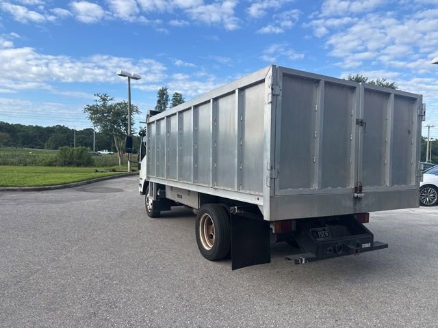 Used 2019 Isuzu NPR RWD image 4