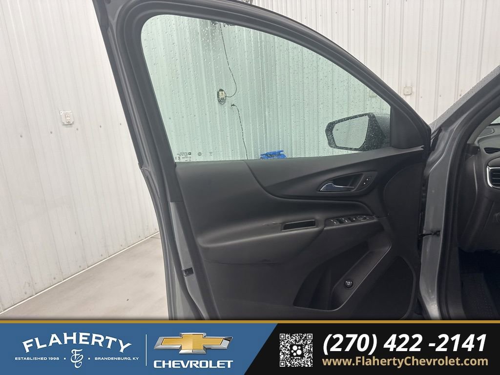 Used 2024 Chevrolet Equinox LT w/ LPO, Floor Liner Package image 9