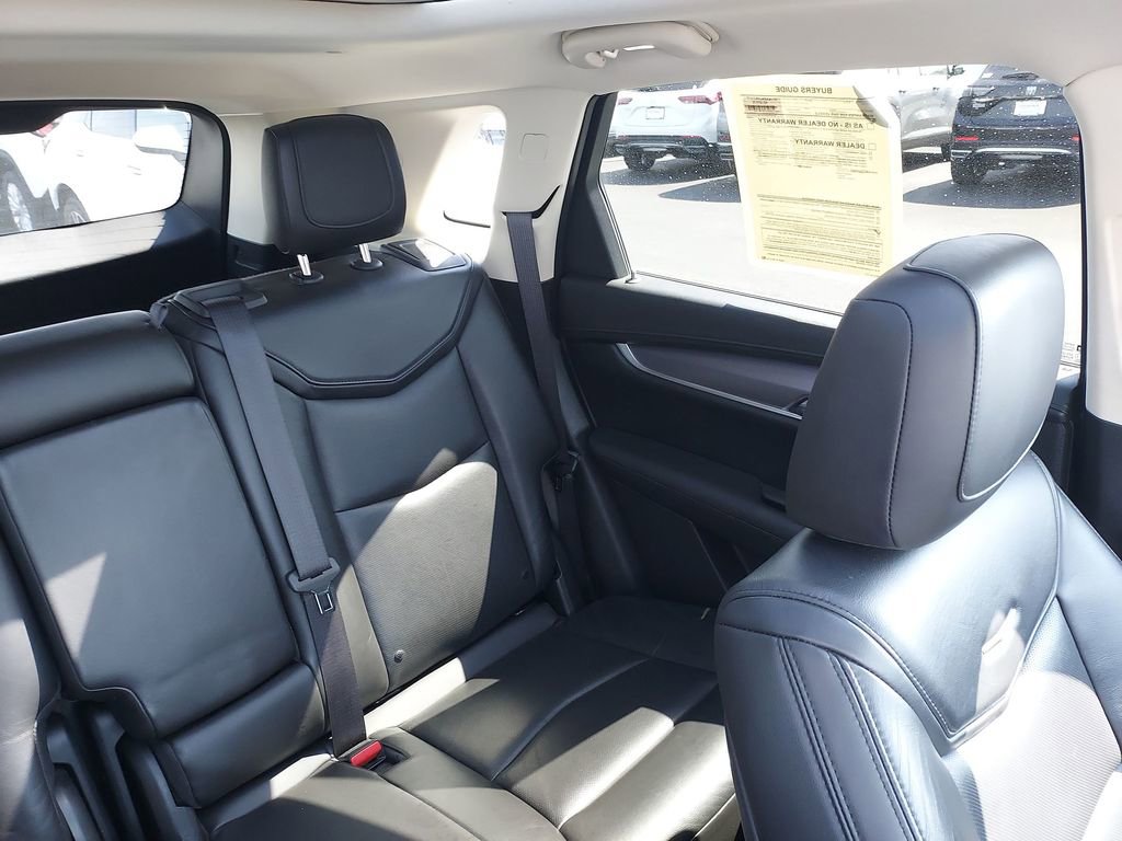 Used 2017 Cadillac XT5 Luxury w/ Driver Awareness Package image 14