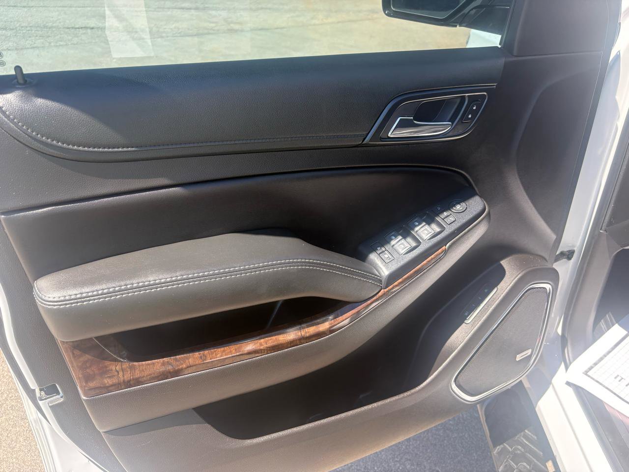 Used 2018 Chevrolet Tahoe LT AWD/4WD image 11