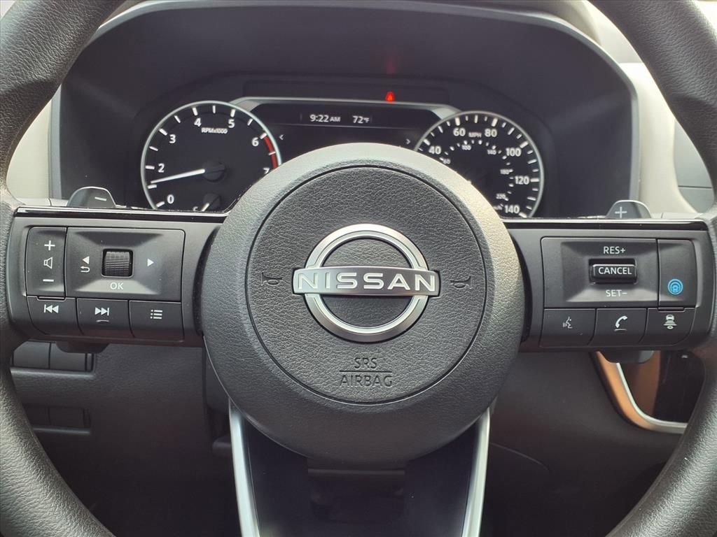 Certified 2022 Nissan Rogue SV image 11