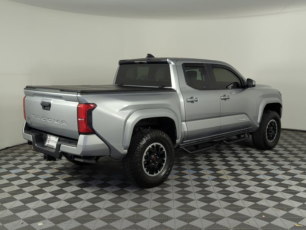 Used 2025 Toyota Tacoma SR5 image 5