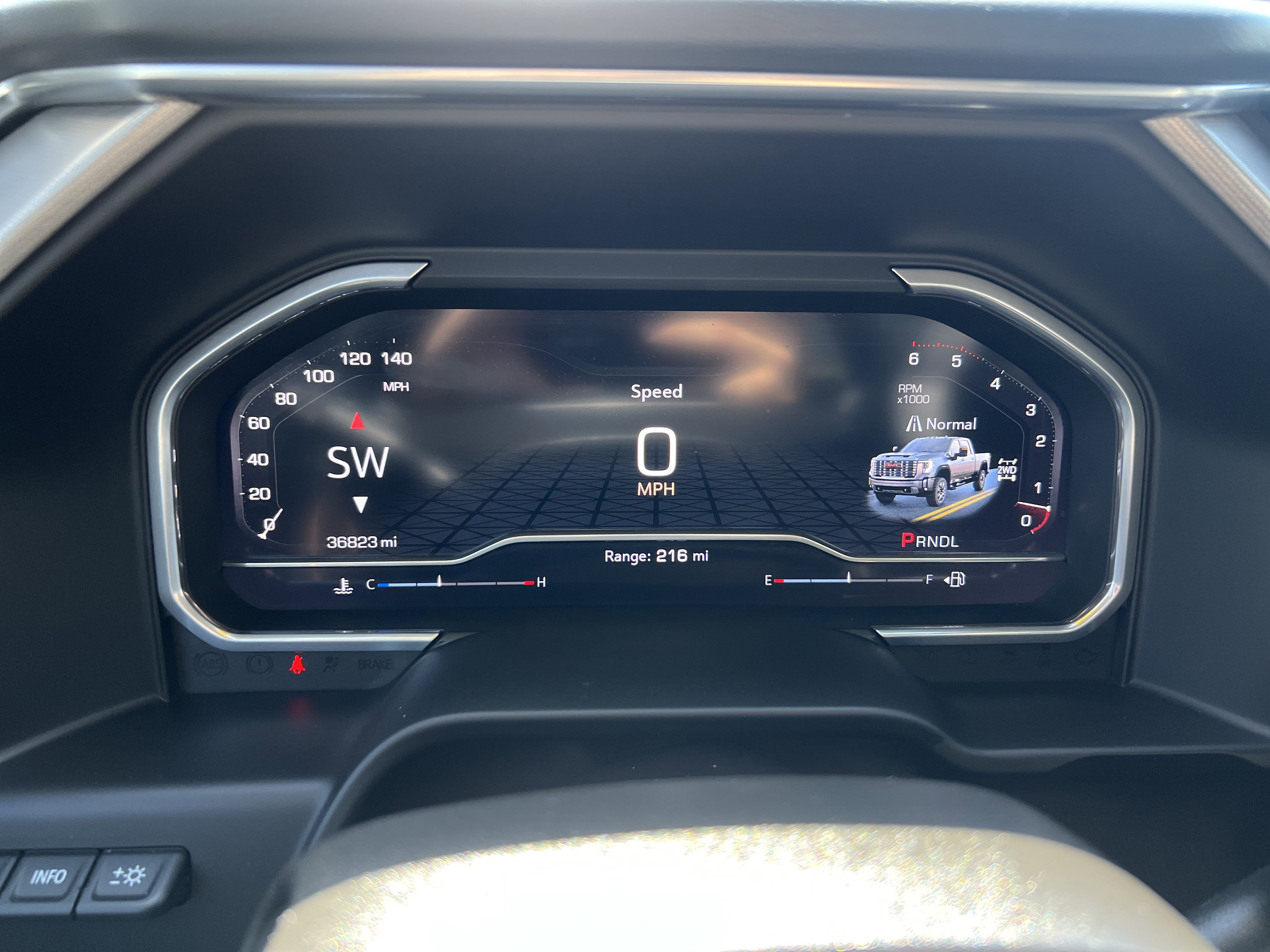 Used 2024 GMC Sierra 2500 Denali w/ Denali Reserve Package image 21