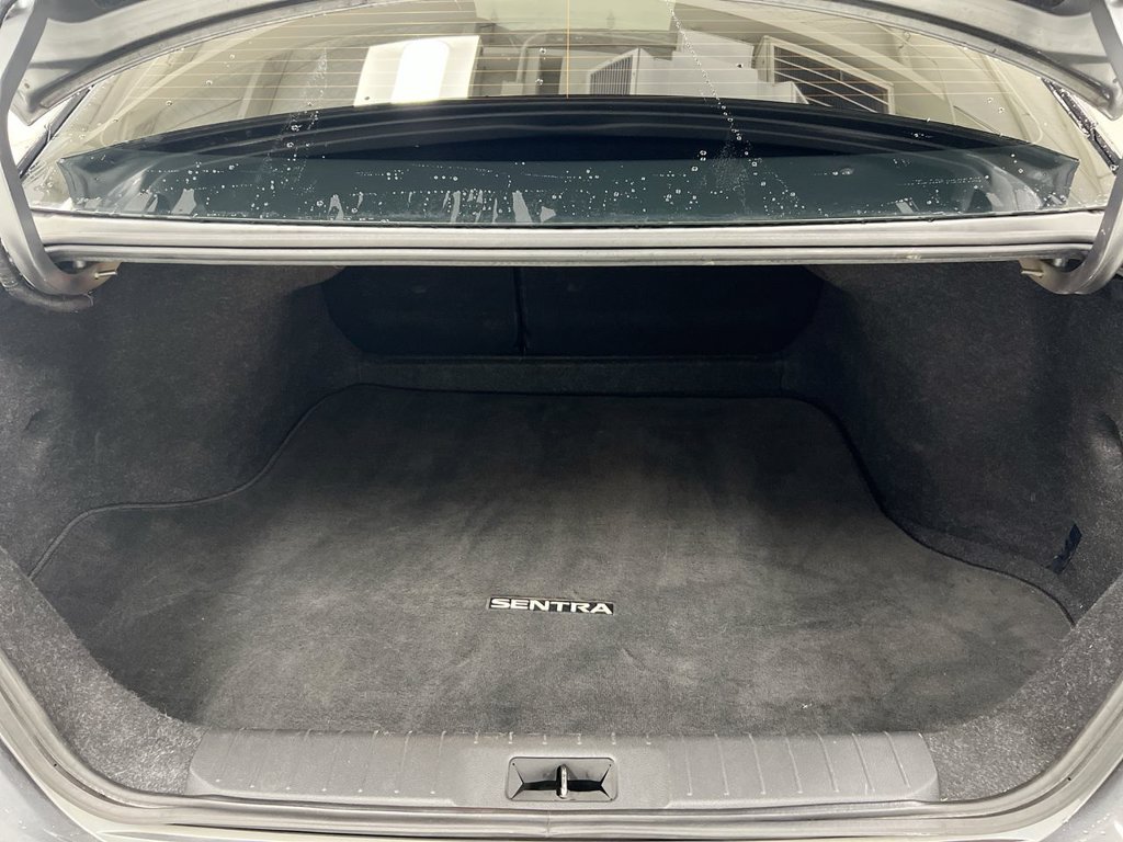 Used 2021 Nissan Sentra SR FWD image 23