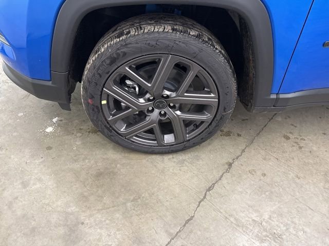 New 2026 Jeep Compass Latitude image 17