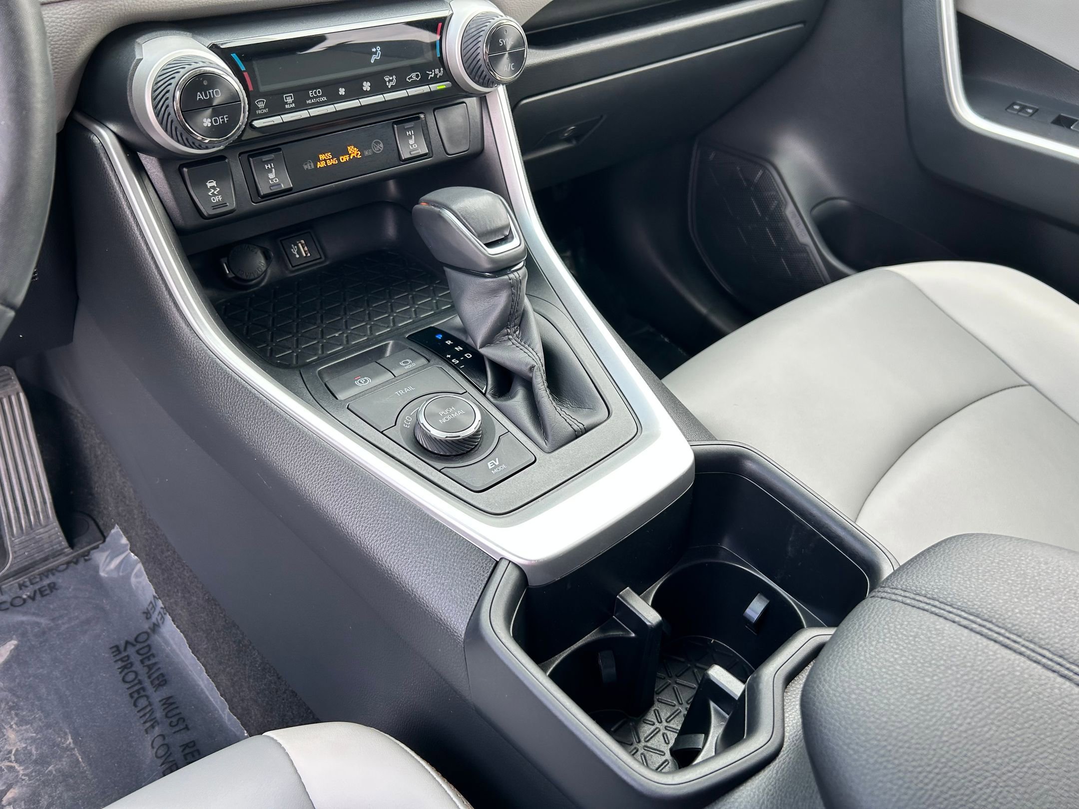 Certified 2023 Toyota RAV4 XLE Premium image 18