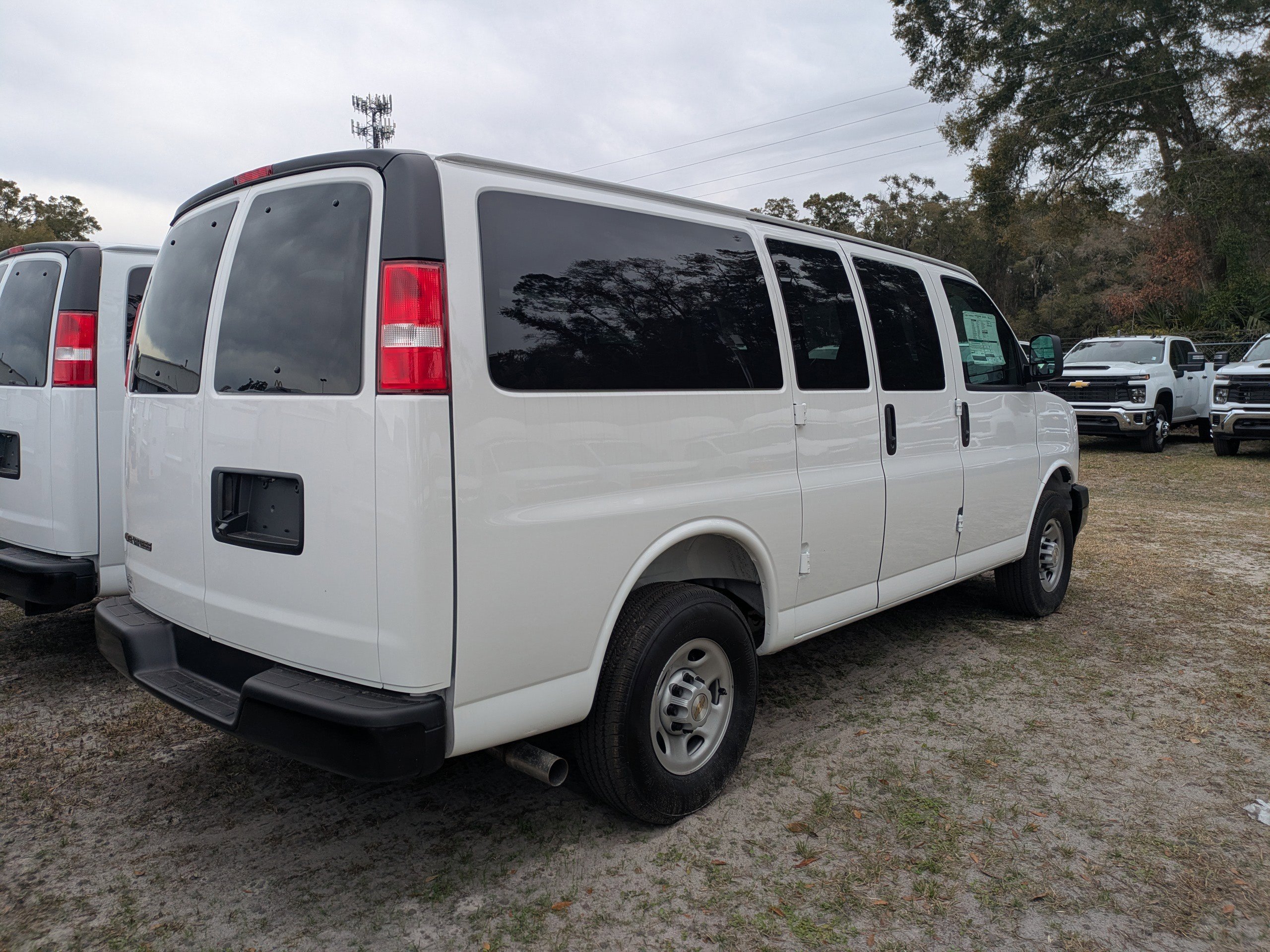 New 2025 Chevrolet Express 2500 LS w/ Driver Convenience Package RWD image 4