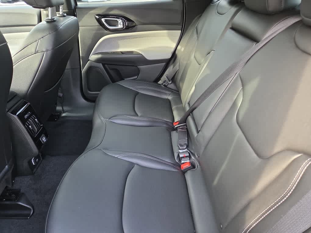 New 2026 Jeep Compass Limited image 13