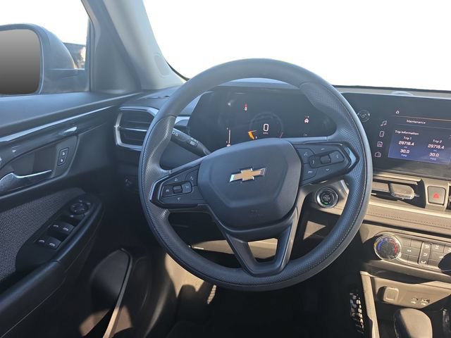 Used 2025 Chevrolet TrailBlazer LS w/ LS Convenience Package FWD image 14