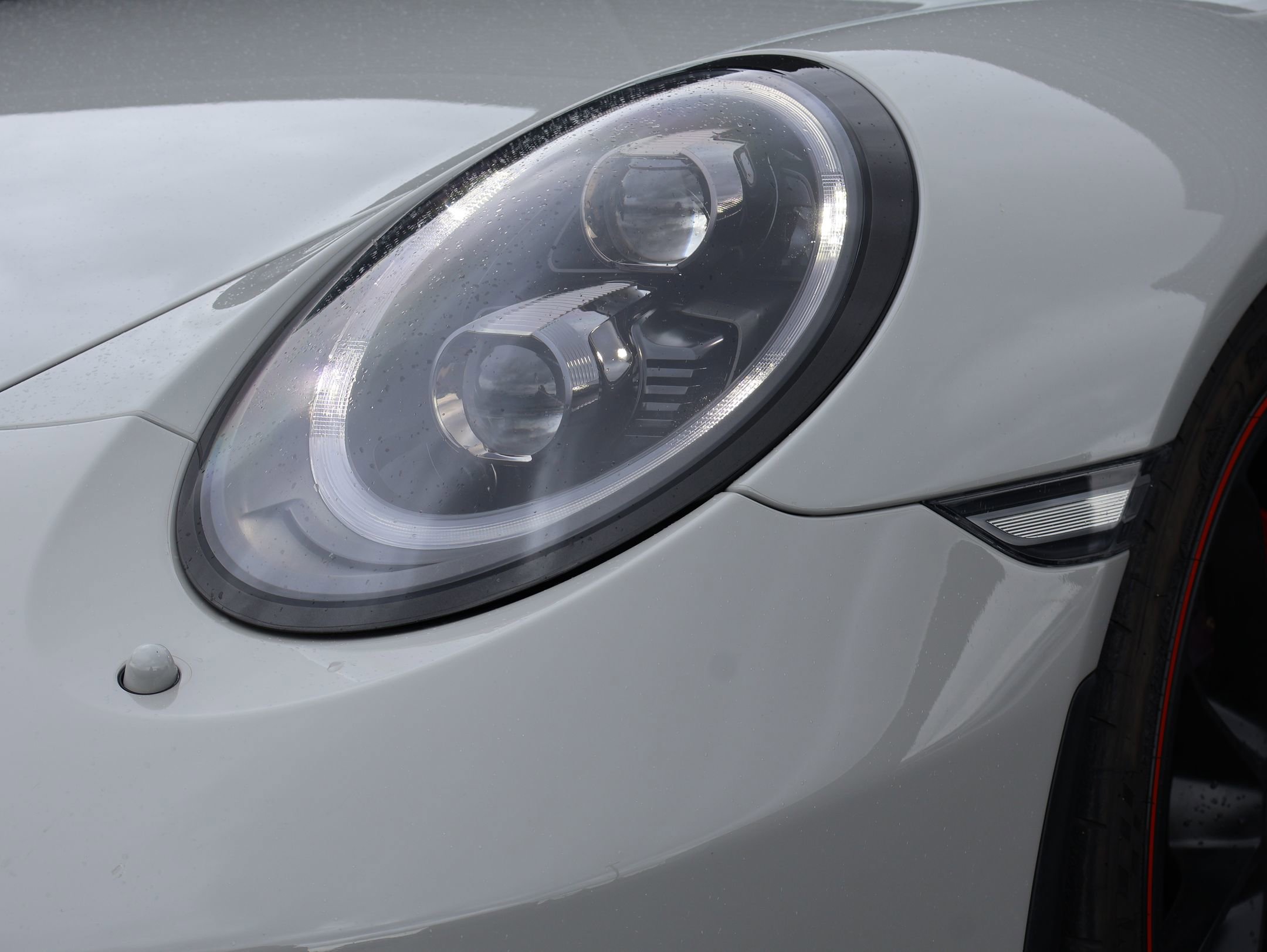 Used 2018 Porsche 911 GT3 RWD image 13