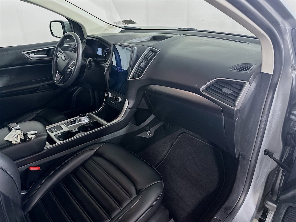 Used 2024 Ford Edge SEL image 30