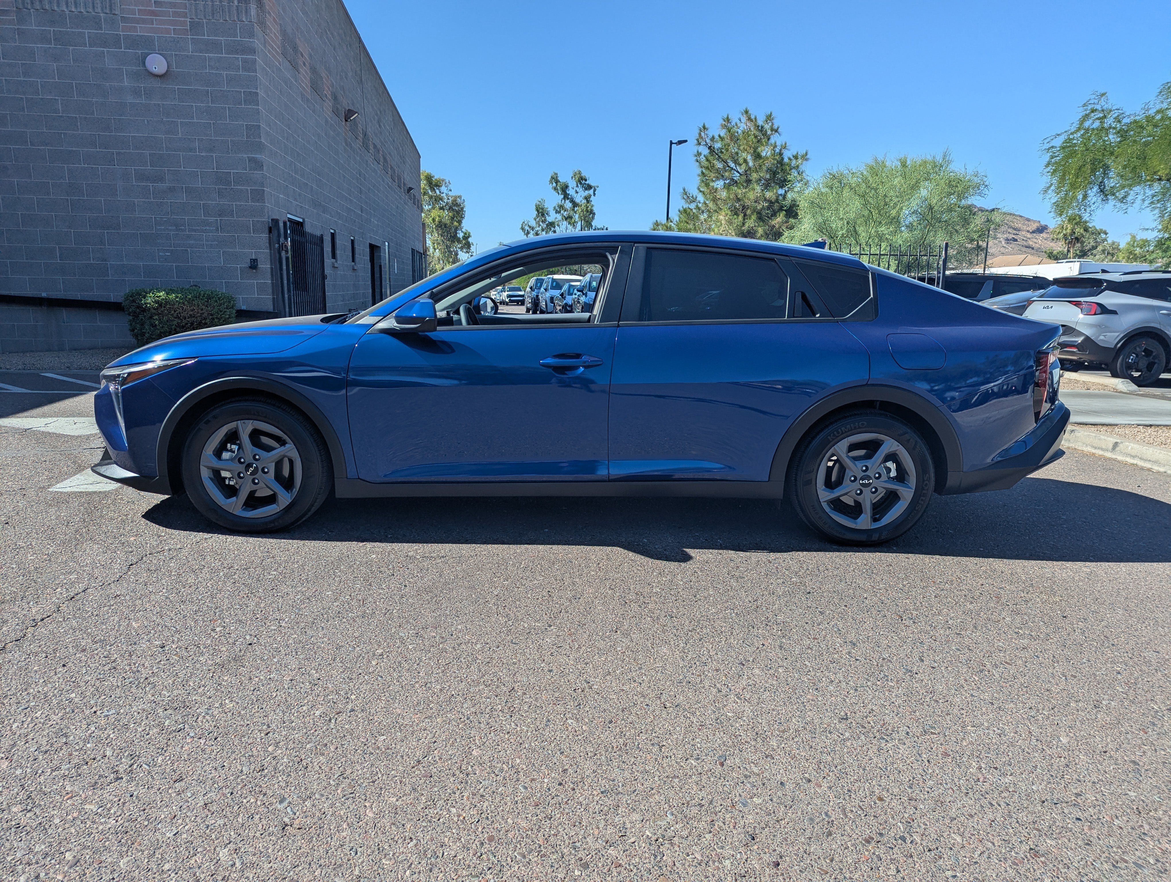 Certified 2025 Kia K4 FWD image 5