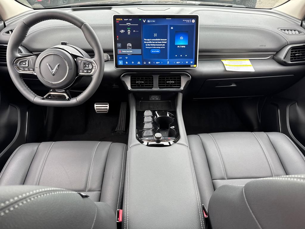 New 2025 VinFast VF 8 Eco AWD/4WD image 19