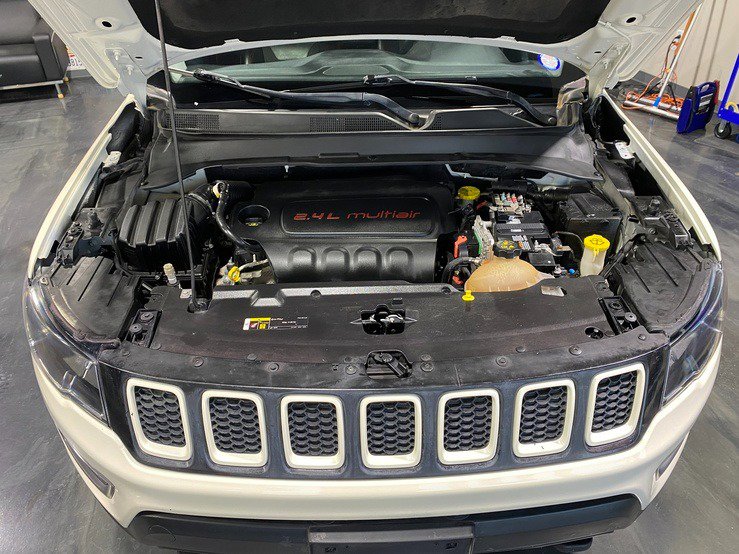 Used 2020 Jeep Compass Trailhawk image 24