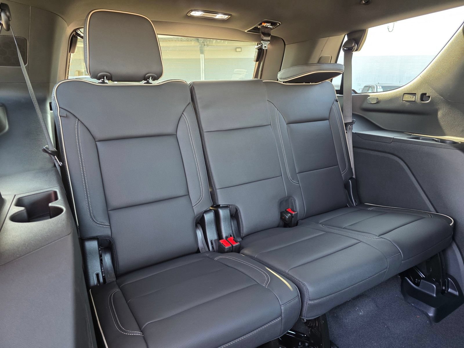 New 2026 Chevrolet Tahoe Premier w/ LPO, Get Active Package RWD image 15