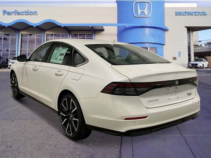 New 2025 Honda Accord Touring image 3