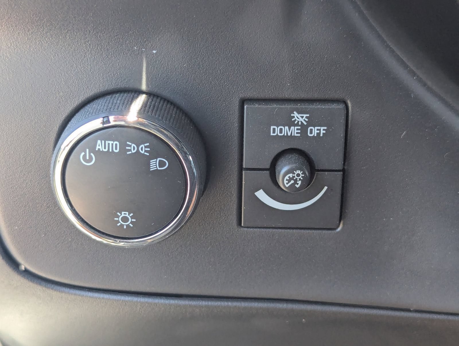 New 2025 GMC Savana 3500 w/ Power Convenience Package RWD image 30