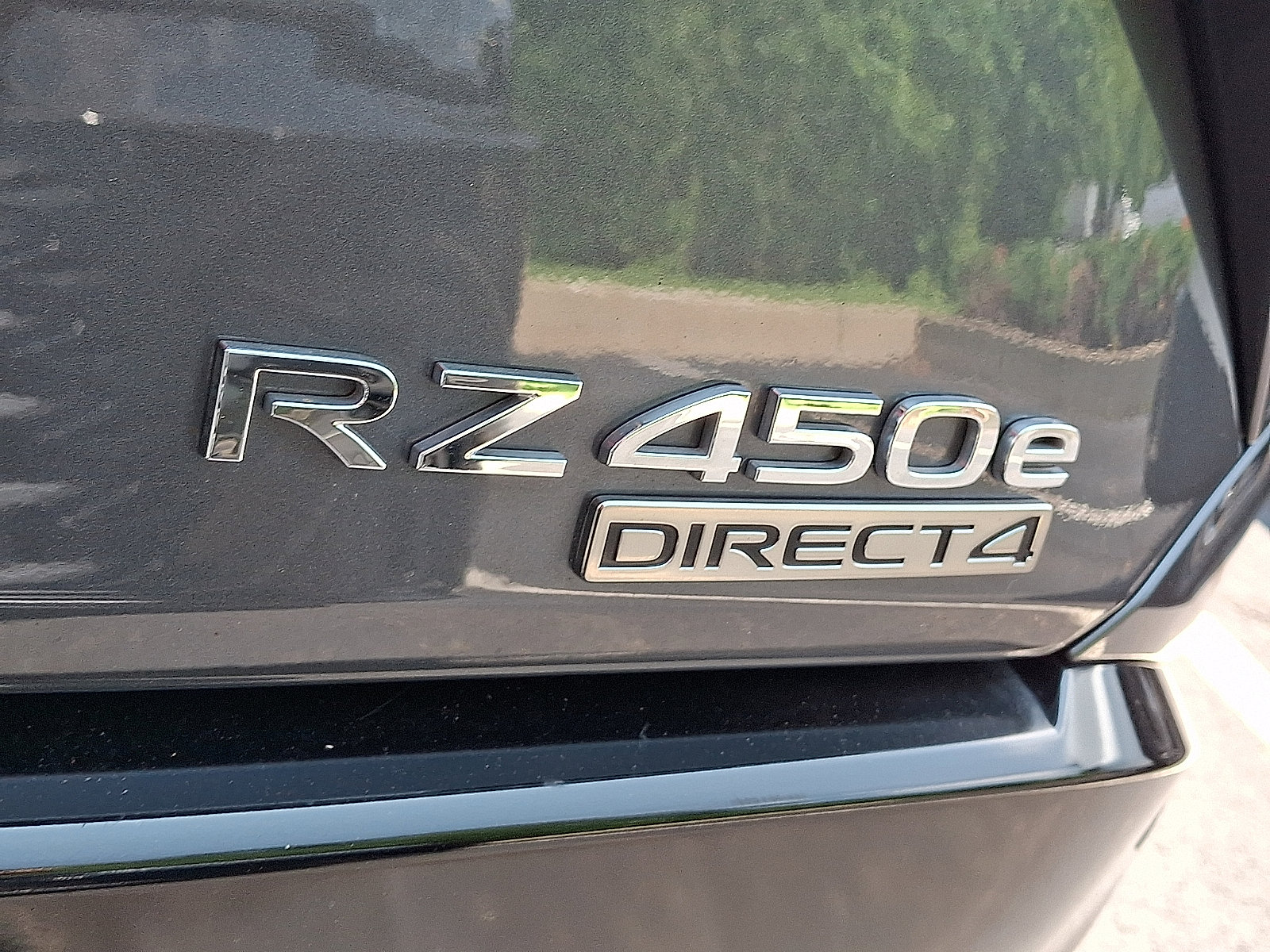 Certified 2023 Lexus RZ 450e Premium w/ Accessory Package (2T) AWD/4WD image 30