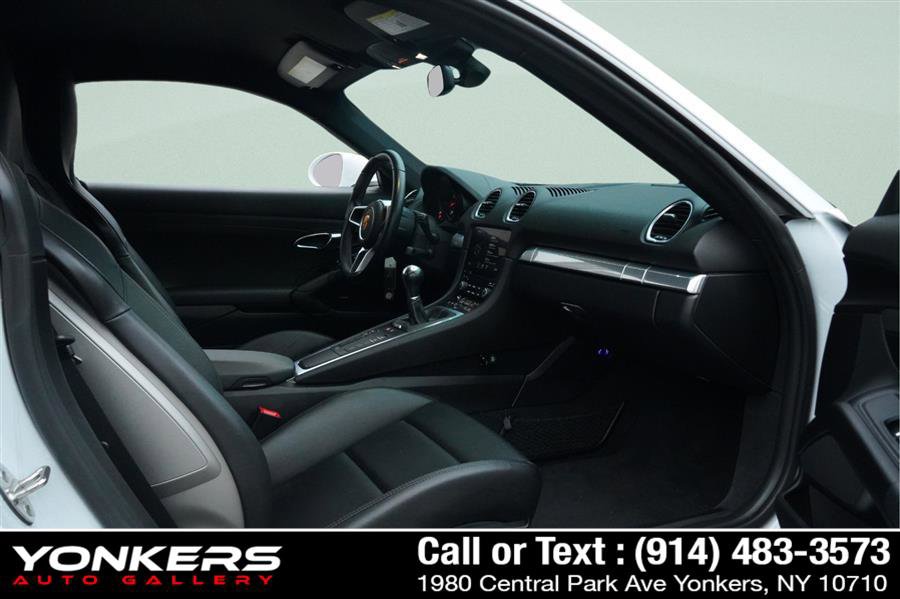 Used 2018 Porsche 718 Cayman GTS image 20
