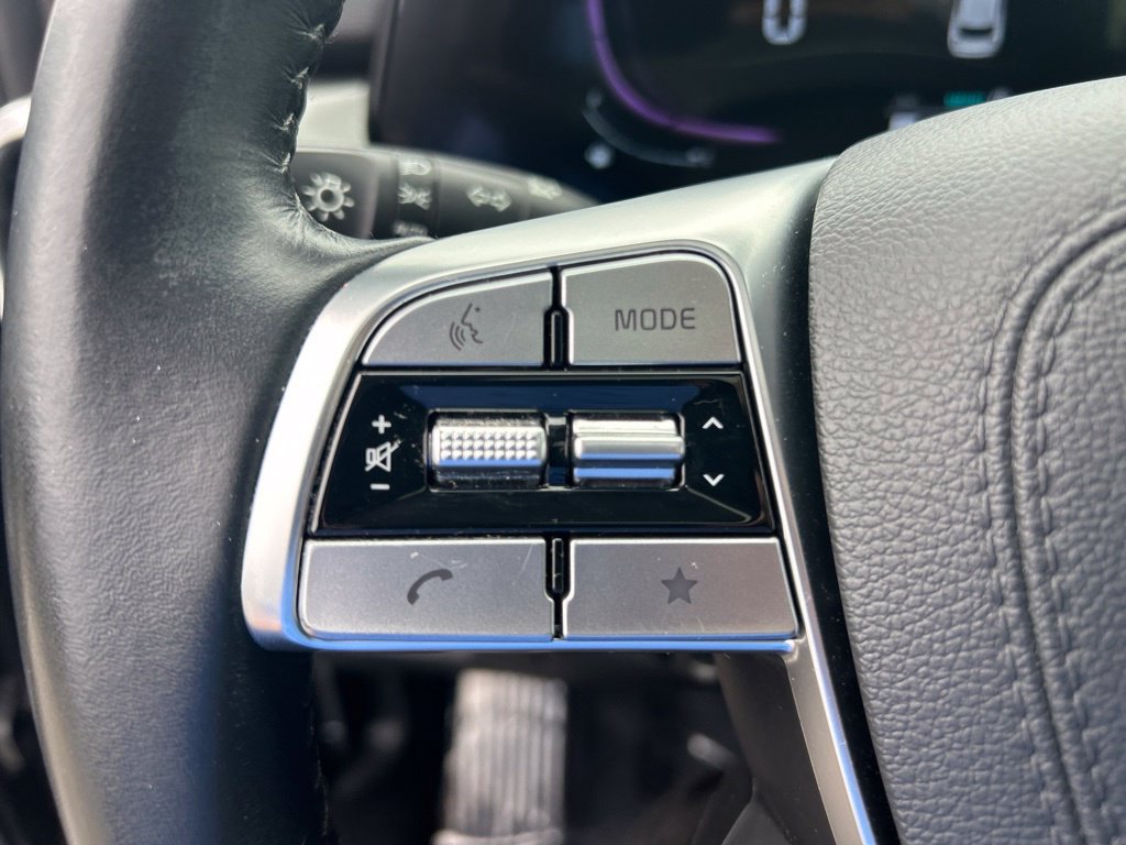 Used 2025 Kia Telluride S FWD image 46