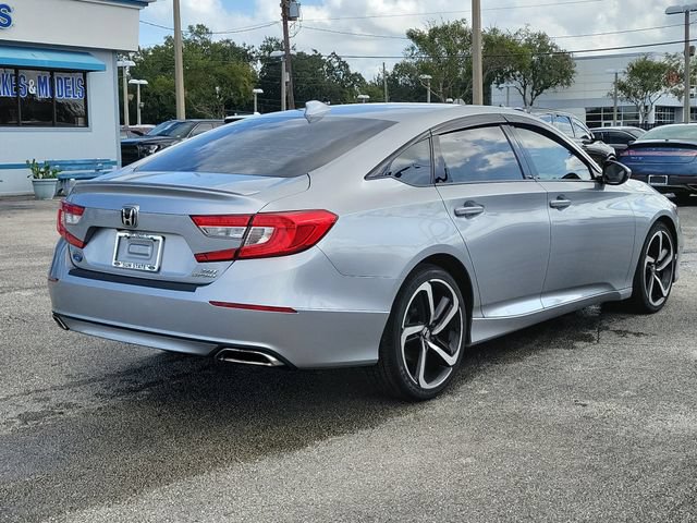 Used 2018 Honda Accord Sport image 6