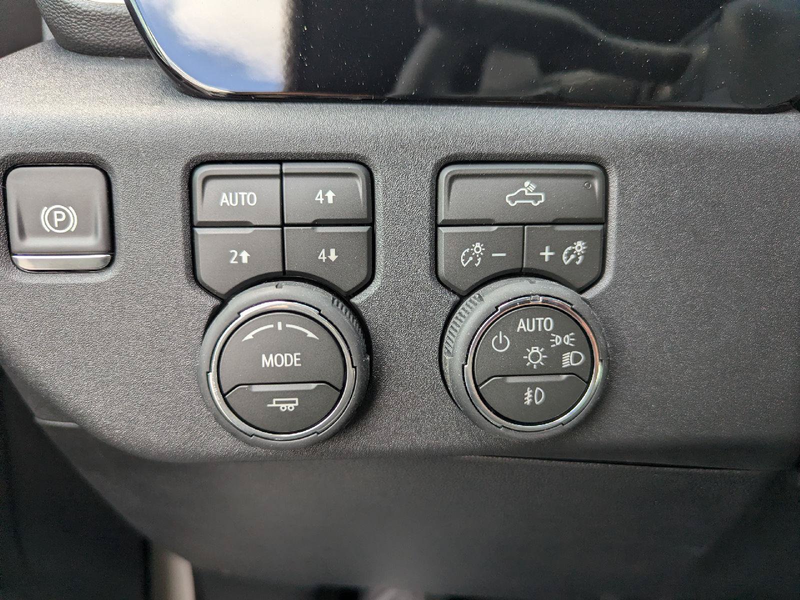 New 2026 Chevrolet Silverado 1500 RST w/ Convenience Package II AWD/4WD image 46