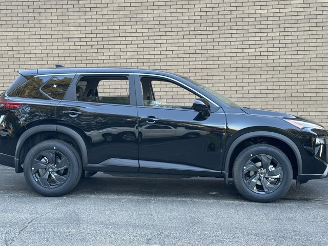 New 2026 Nissan Rogue SV AWD/4WD image 4