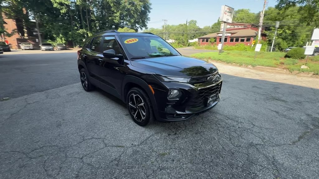 Used 2023 Chevrolet TrailBlazer RS w/ Convenience Package AWD/4WD image 1