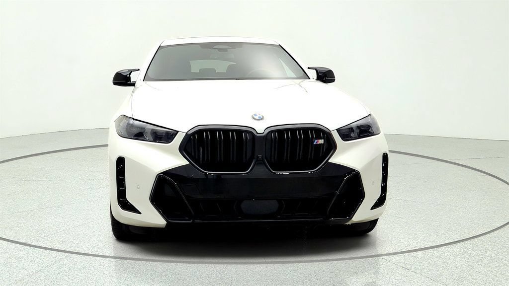 Used 2024 BMW X6 M60i AWD/4WD image 2
