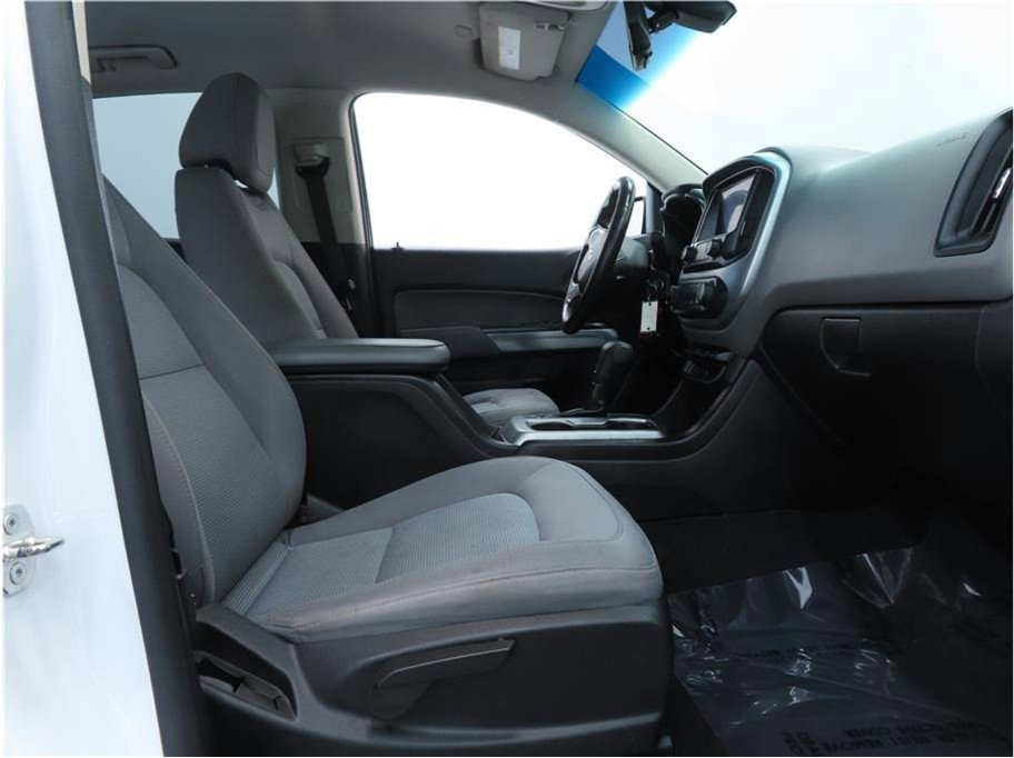 Used 2019 Chevrolet Colorado LT image 18