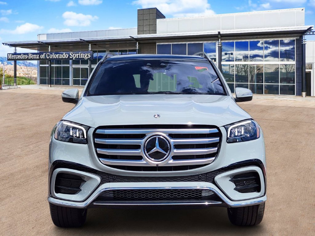 New 2026 Mercedes-Benz GLS 580 4MATIC image 2