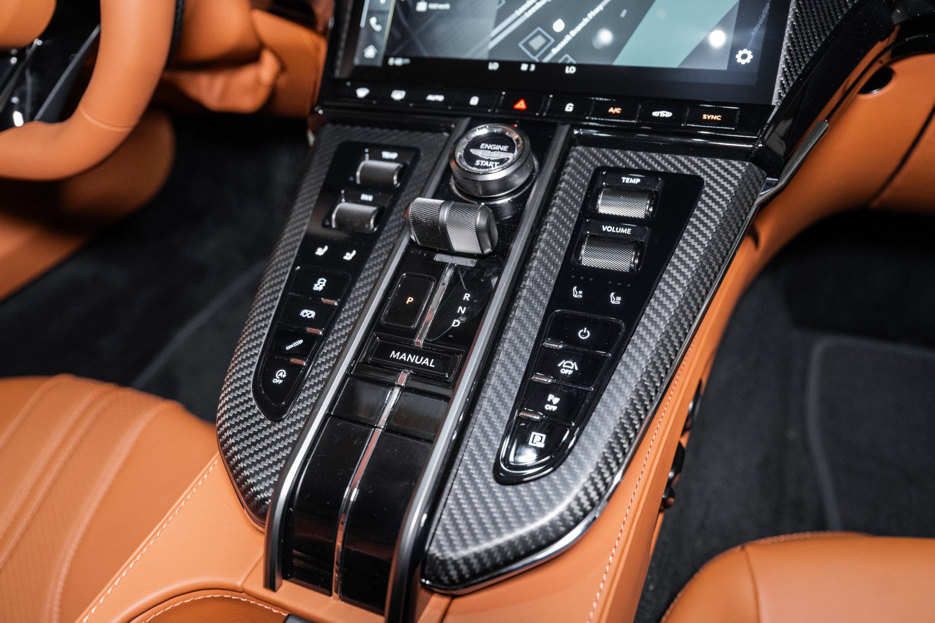 New 2026 Aston Martin V8 Vantage Coupe image 33