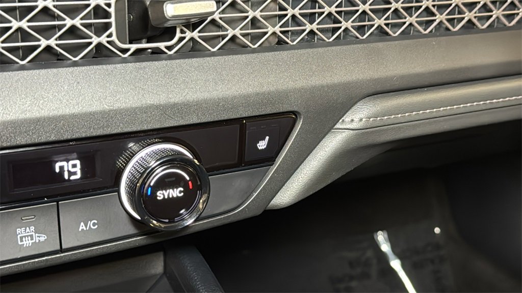 Used 2023 Honda Accord EX image 29