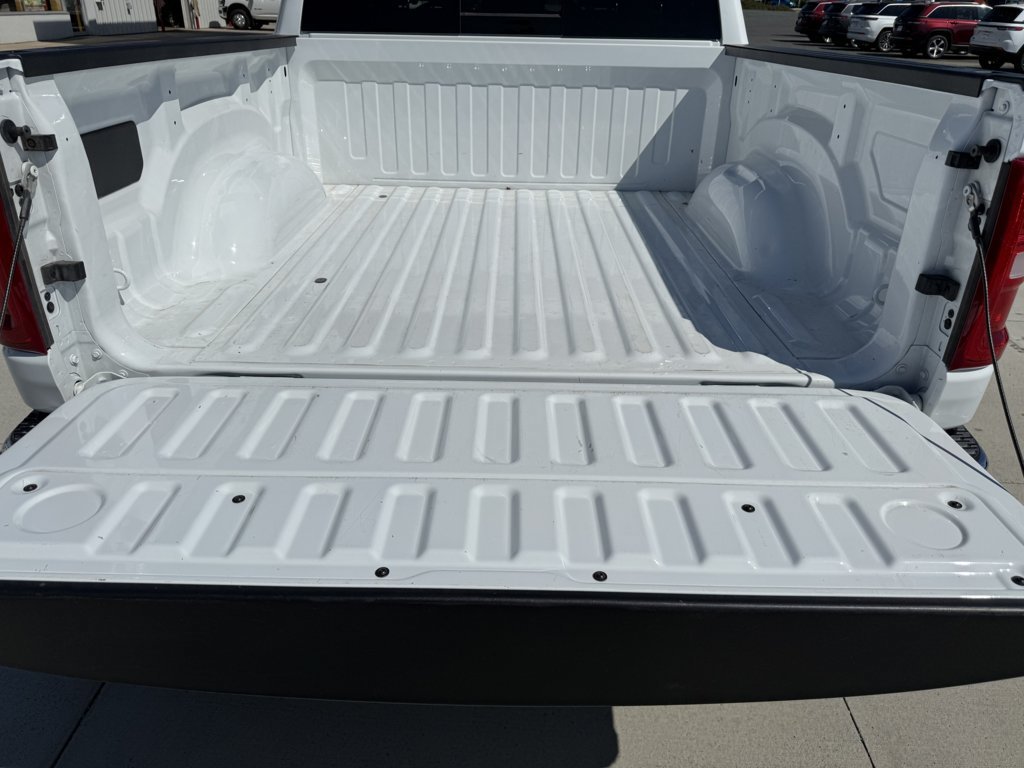 Used 2026 RAM 1500 Big Horn AWD/4WD image 10