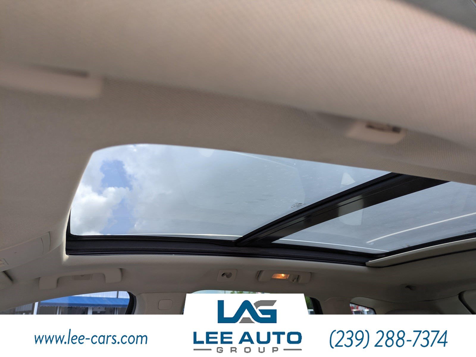 Used 2015 Cadillac SRX Luxury w/ Driver Awareness Package FWD image 19