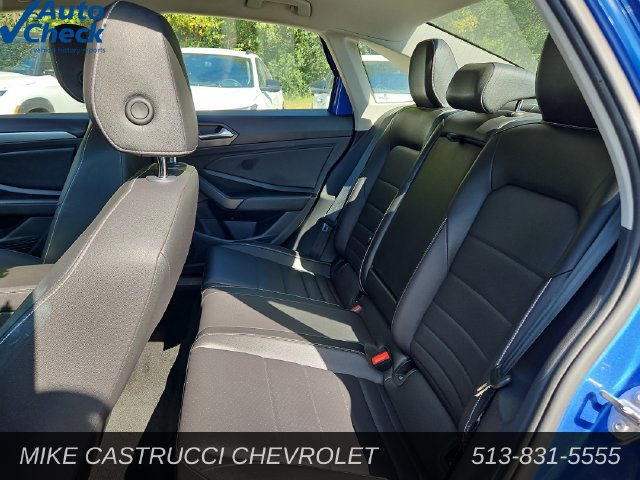 Used 2024 Volkswagen Jetta SE FWD image 24