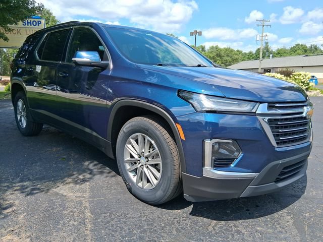 Used 2023 Chevrolet Traverse LT w/ LPO, Floor Liner Package AWD/4WD image 7
