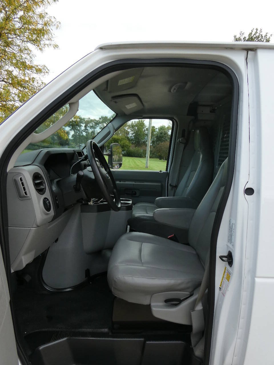 Used 2012 Ford E-250 and Econoline 250 w/ Commercial Cargo Van Pkg RWD image 9