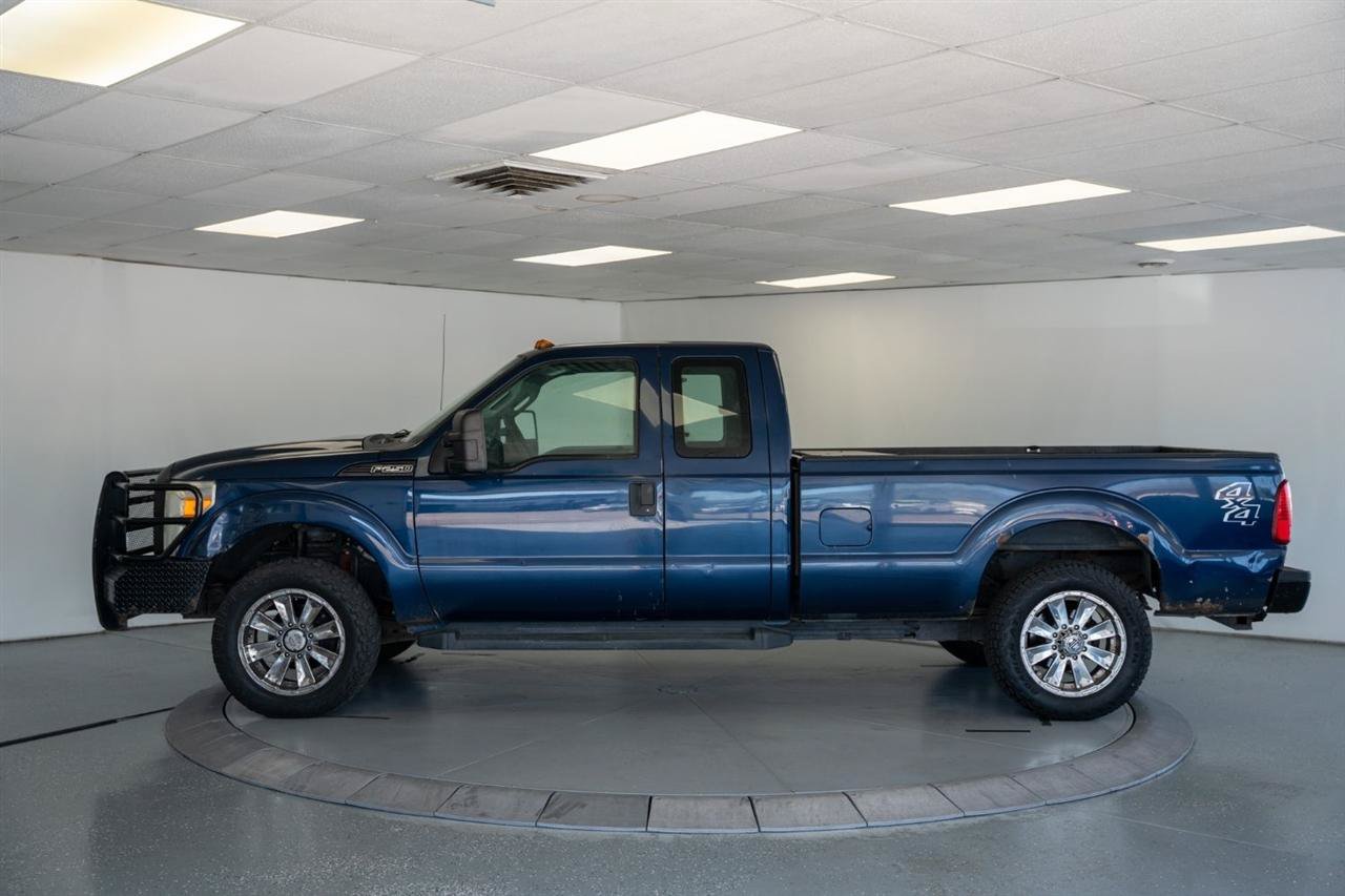 Used 2011 Ford F250 XL w/ Skid Plate Pkg AWD/4WD image 4