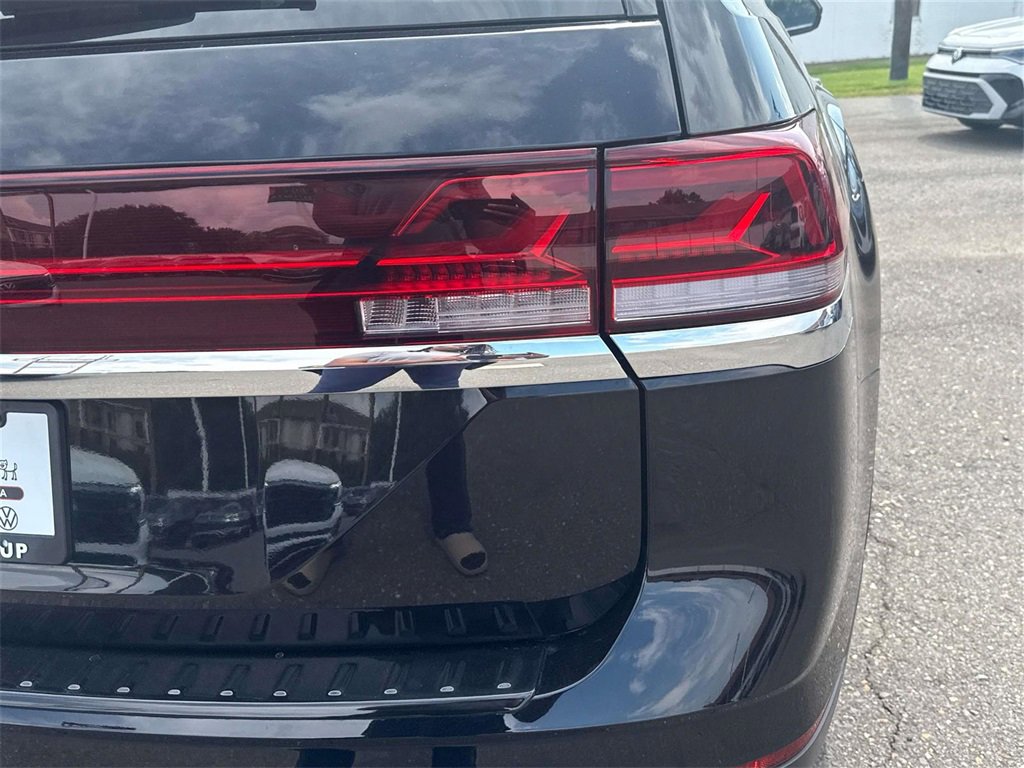 New 2026 Volkswagen Atlas SE image 9