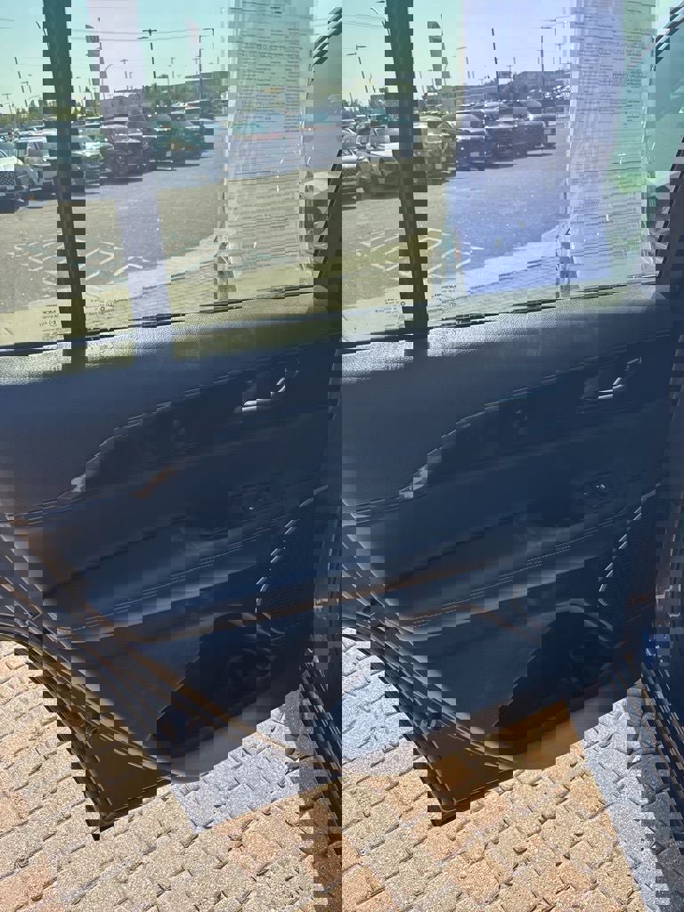 Used 2022 Jeep Grand Cherokee L Laredo w/ Luxury Tech Group I image 24